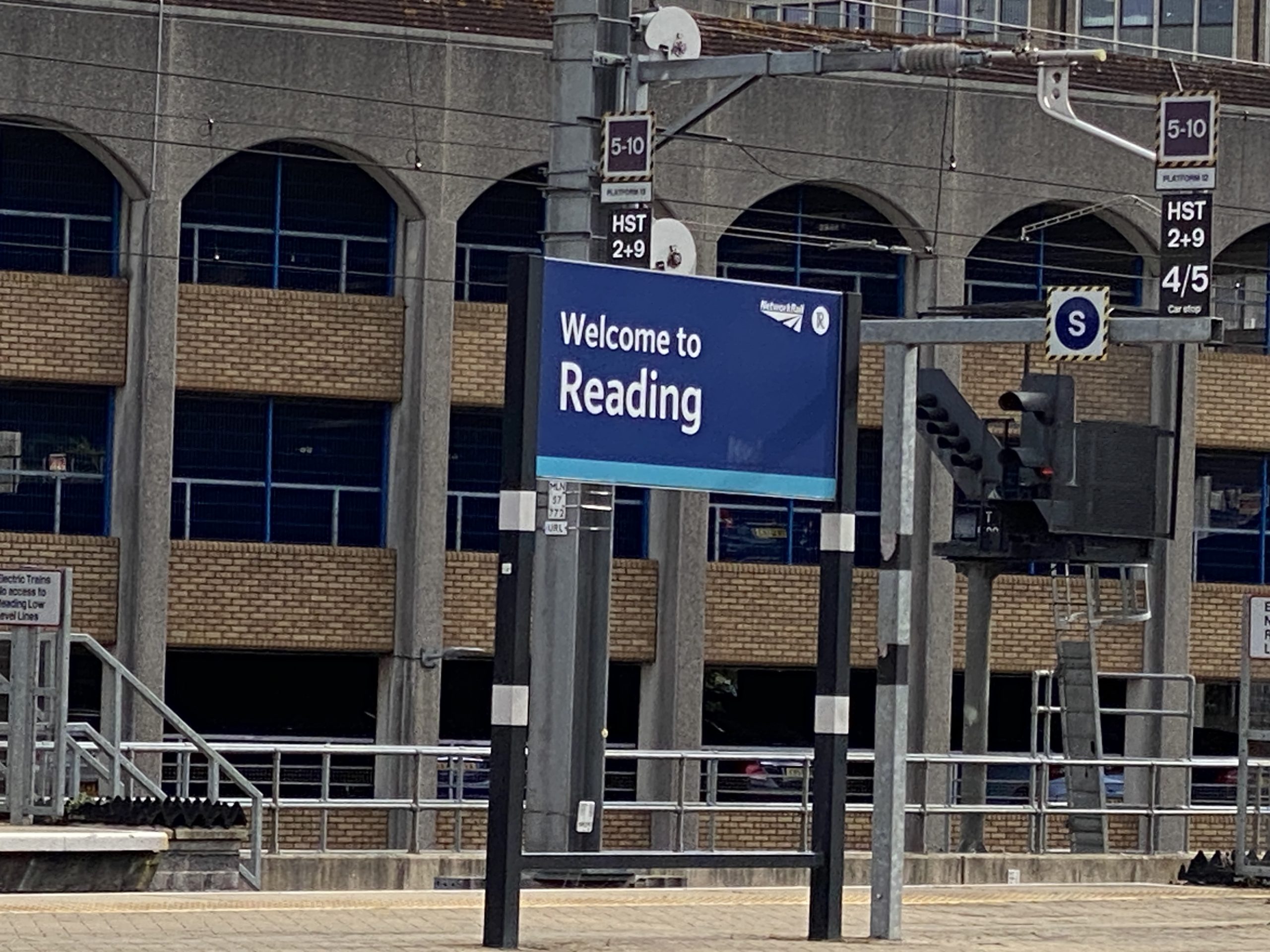 Welcome to Reading sign at Reading railway station