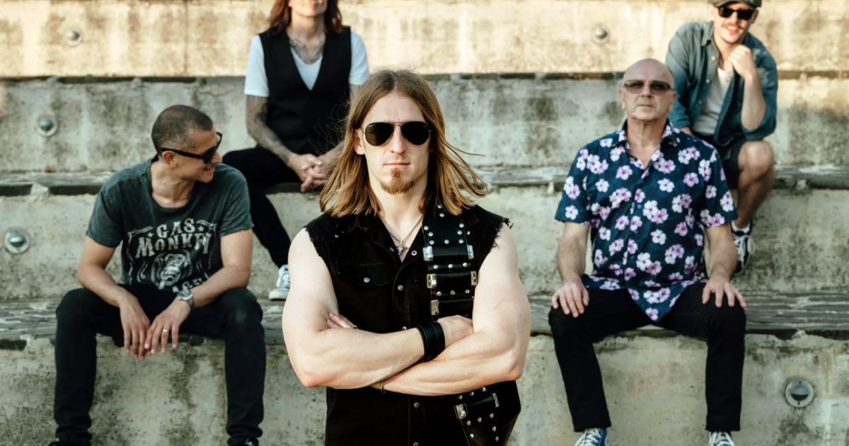 Will Wilde and his band