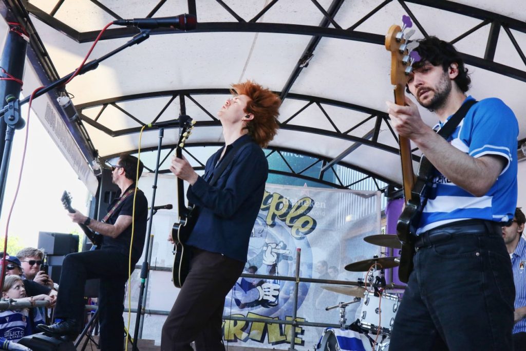 The Amazons perform
