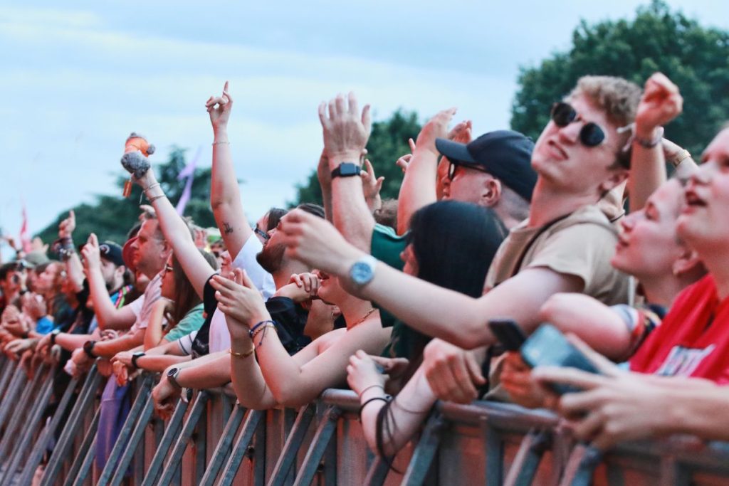 Crowds of people enjoying The Wombats at Heritage Live