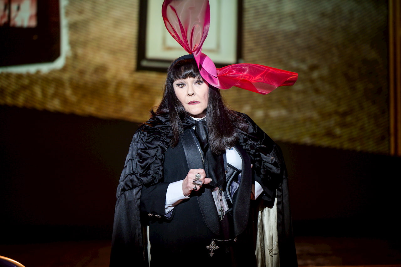 Musik The Billie Trix Story stars Frances Barber