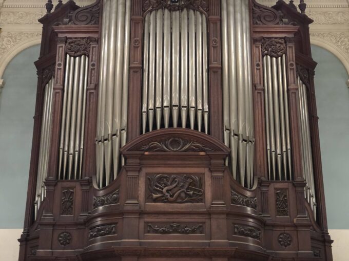 The Father Willis pipe organ inside Reading Town Hall